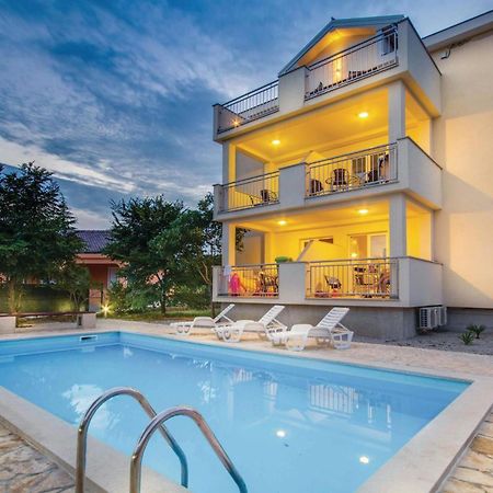 Beautiful Apartment In Pinezici With Wifi Екстер'єр фото